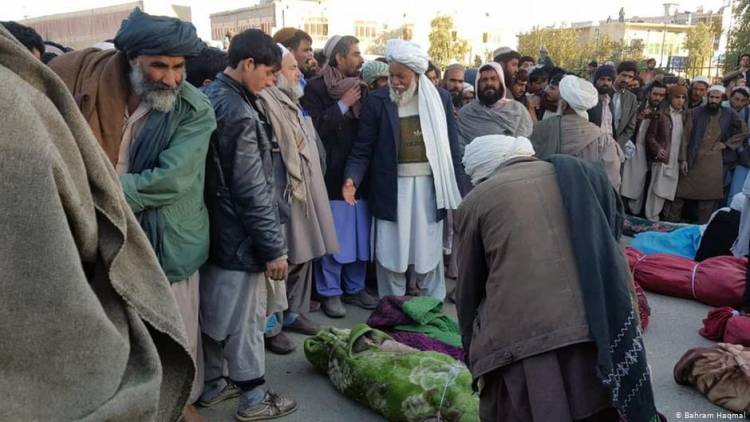 کمیسیون مستقل حقوق بشر افغانستان: ادعای کشته شدن غیر نظامیان نیمروز بررسی می شود