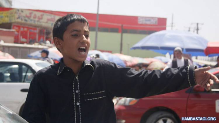 افزایش کودکانِ دست‌فروش موادمخدر در شهرکابل